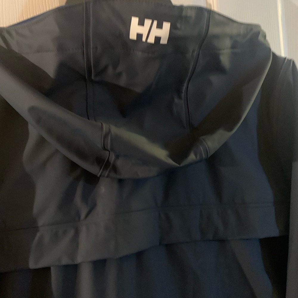 HALEY HANSON WOMAN RAIN COAT, SIZE M/M. - Picture 4 of 5